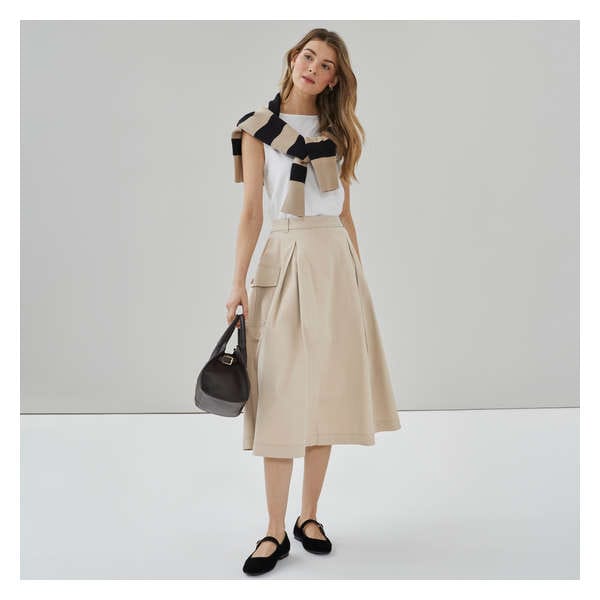 Women's Skirts: Midis, Maxis, Minis, Knee-Length Dresses
